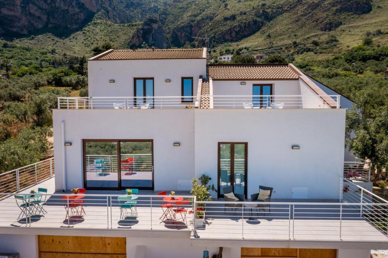 Villa Maria Con Piscina E Vista Mare 卡斯泰拉马莱 外观 照片