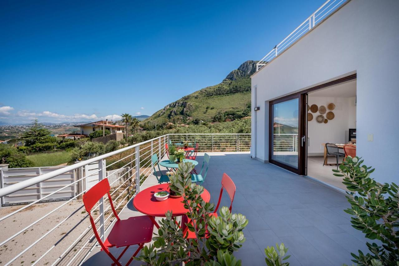 Villa Maria Con Piscina E Vista Mare 卡斯泰拉马莱 外观 照片