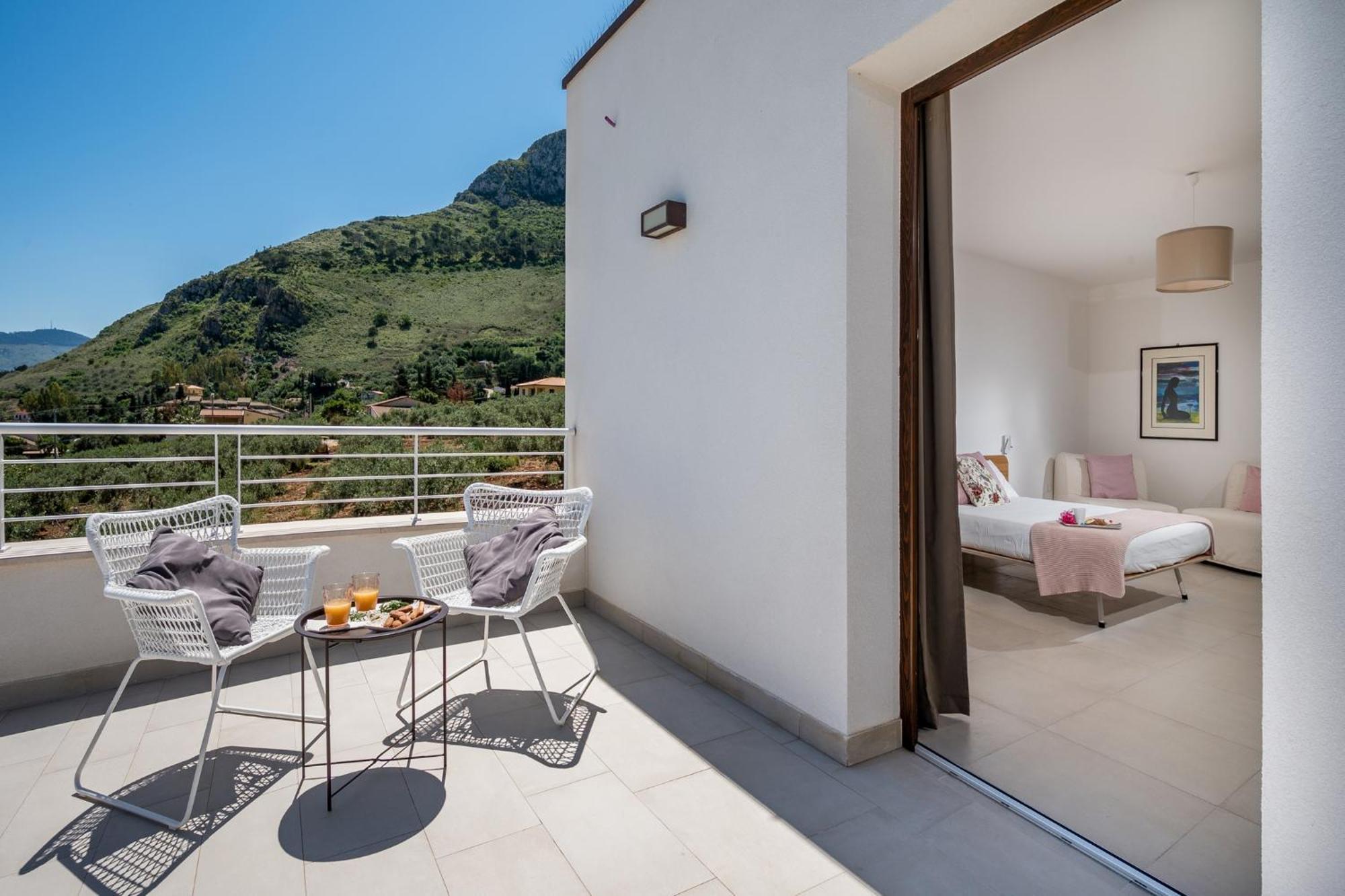 Villa Maria Con Piscina E Vista Mare 卡斯泰拉马莱 客房 照片