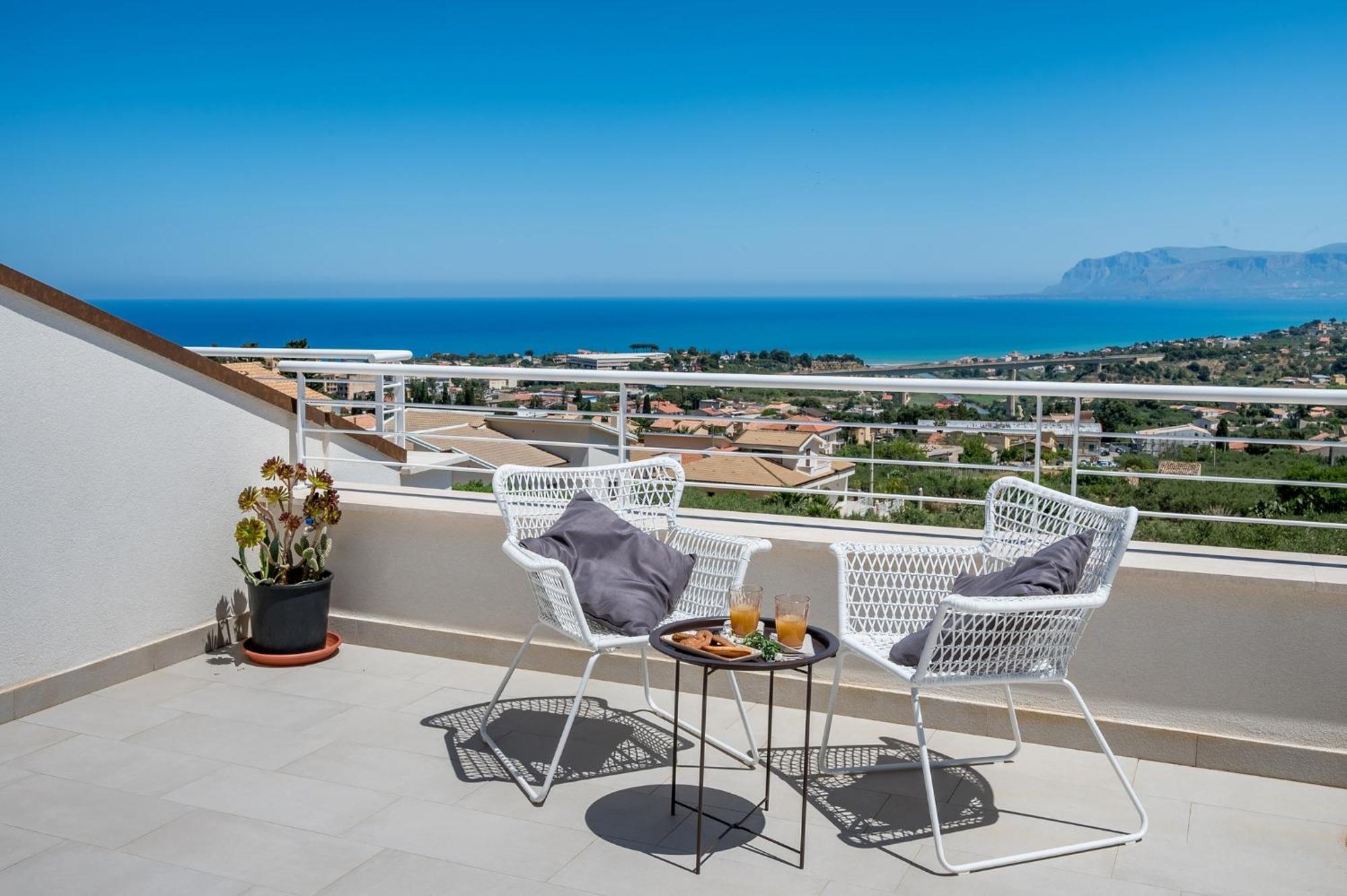Villa Maria Con Piscina E Vista Mare 卡斯泰拉马莱 客房 照片
